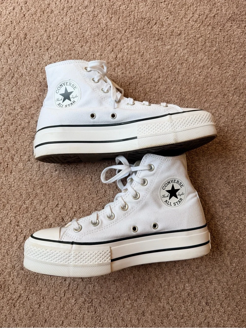 Converse Chuck Taylor Platform Sneakers